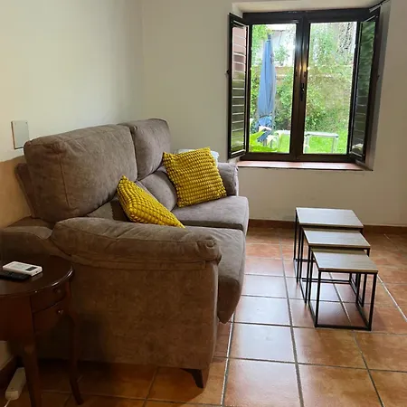 Nyaraló La De Alanah *