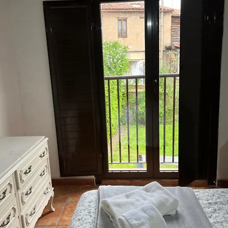 Nyaraló La De Alanah *