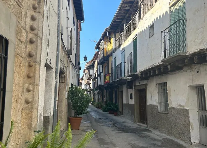 La De Alanah 펜션 *